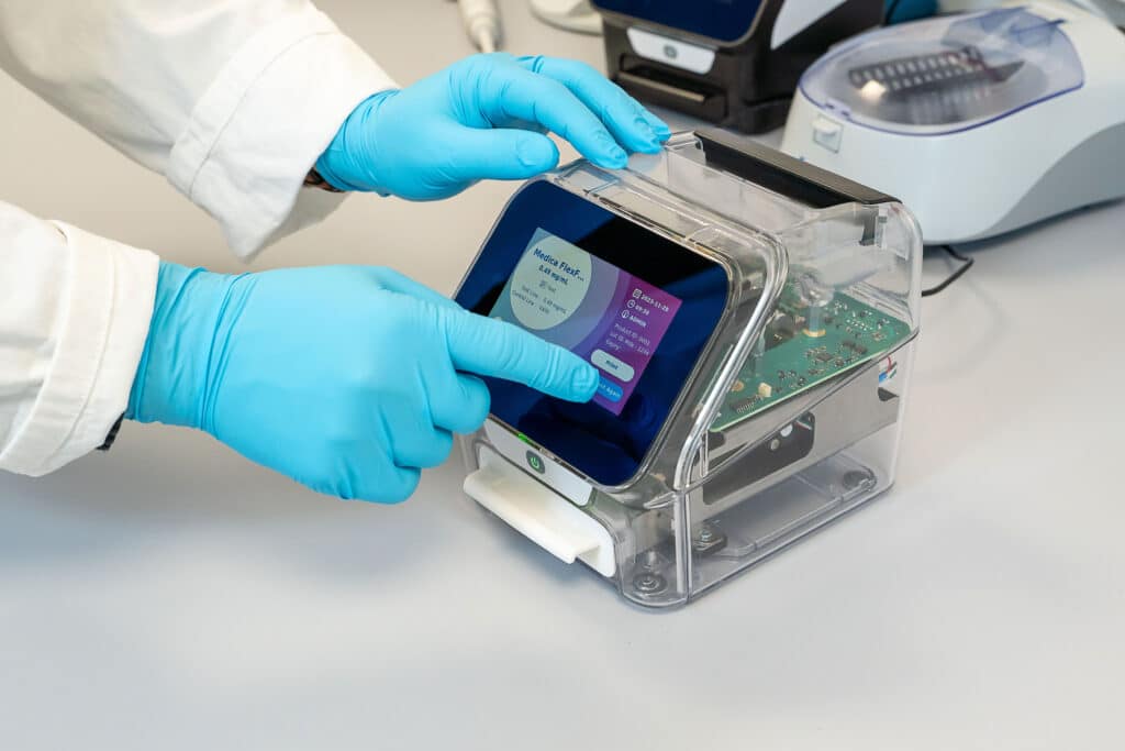 Optical Analyzer Platforms | dg technologies - Lateral Flow Reader